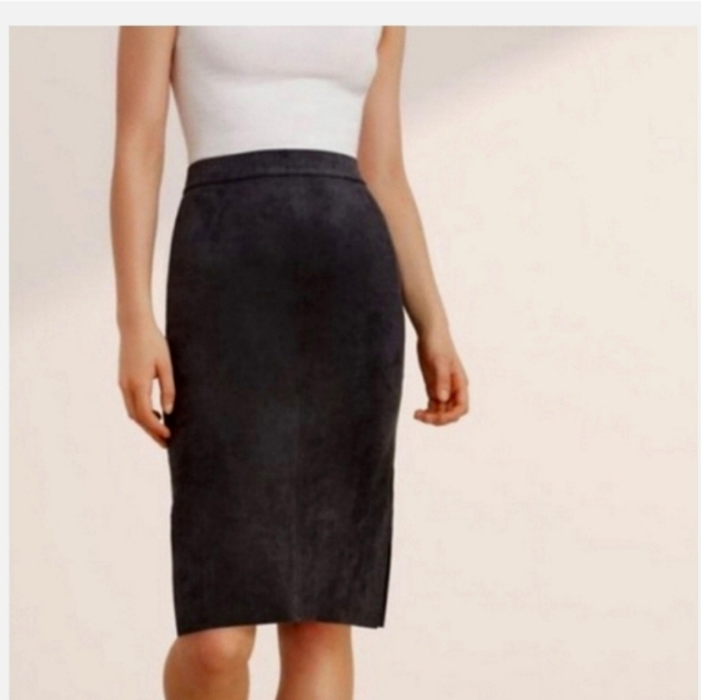 Aritzia Wilfred Free black faux suede pleather Midi pencil skirt side slits